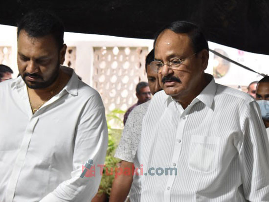 Venkaiya Naidu at krishnamraju house